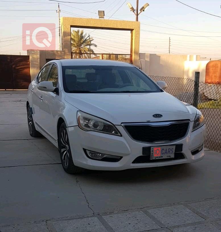 كيا كادينزا